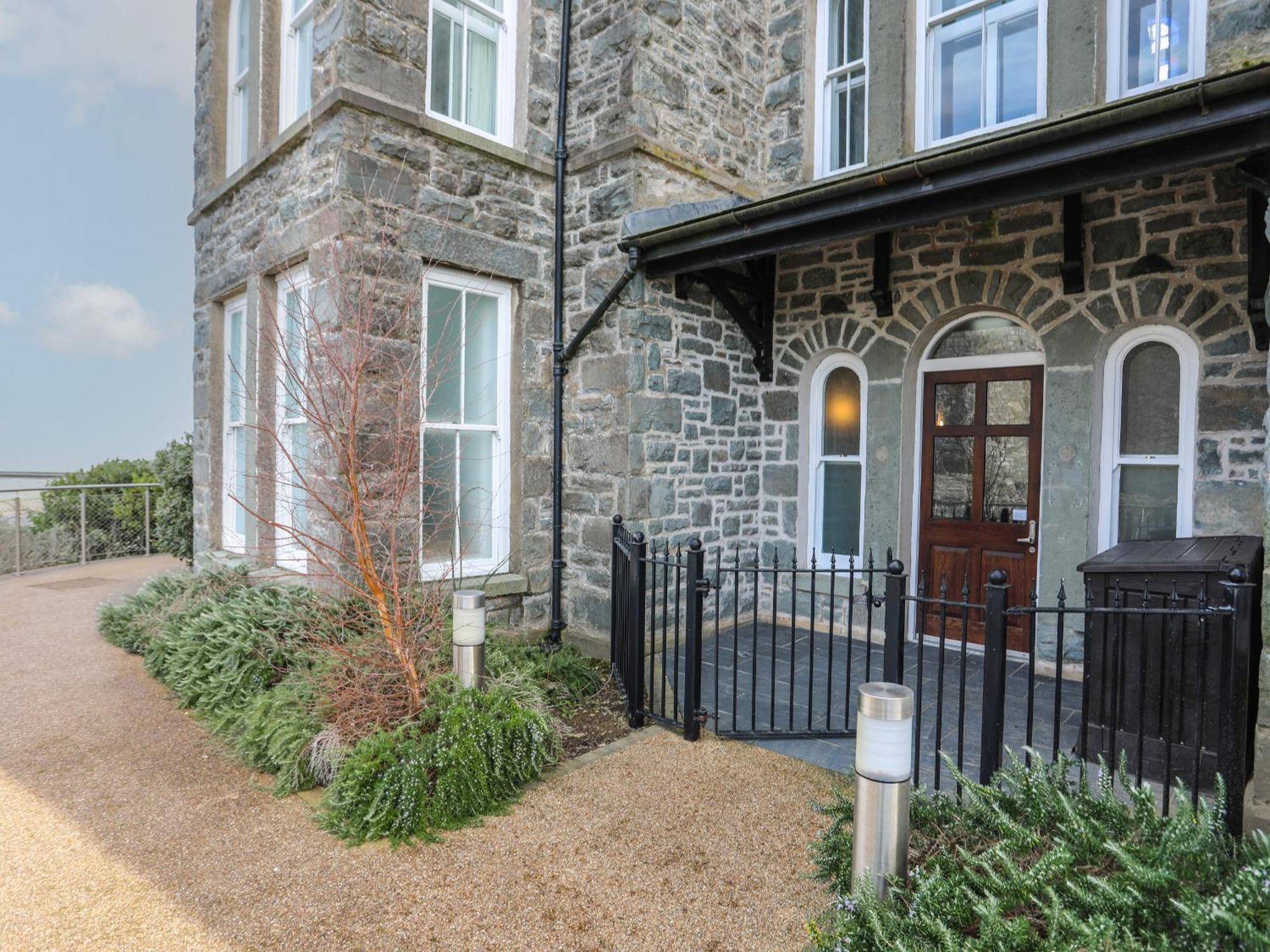 Harlech Apartments - Bendigeidfran Exteriör bild
